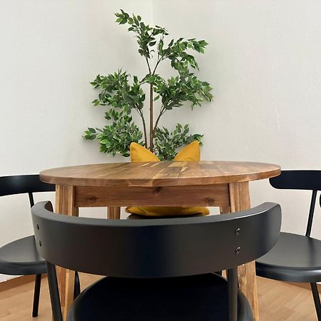Perfect Location, 2 Min To Main Station, Long Term Stays Wien Eksteriør bilde